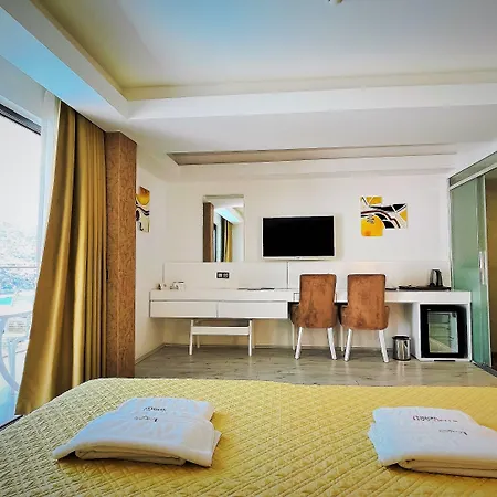 Otel Rhapsody Hotel&spa 3*
