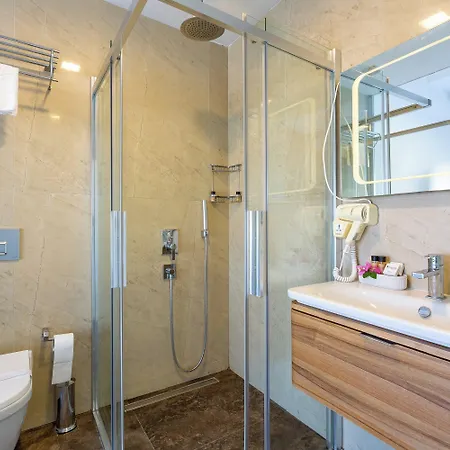 Otel Rhapsody Hotel&spa 3*