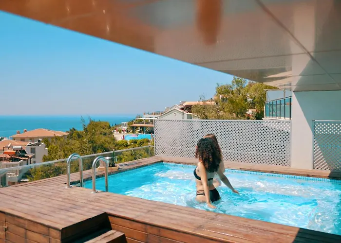 Hotel Rhapsody & (adults Only) 3*